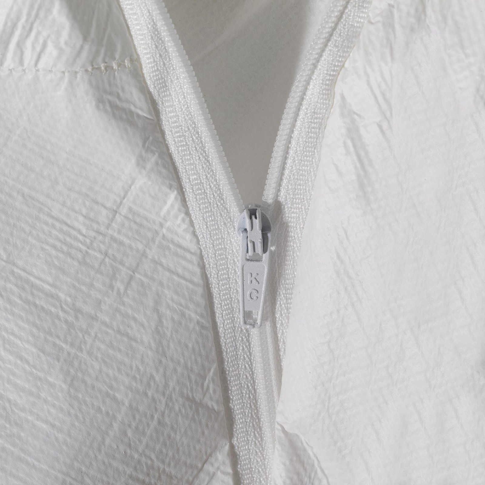 Воздухопроницаемый комбинезон для защиты от брызг и  твердых частиц  Kimberly-Clark KleenGuard A40, коробка 25 шт.